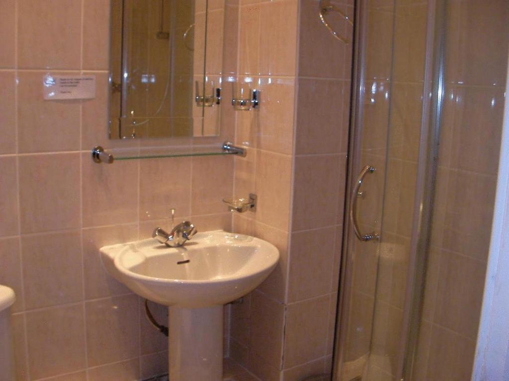 לונדון Metro Hotel מראה חיצוני תמונה